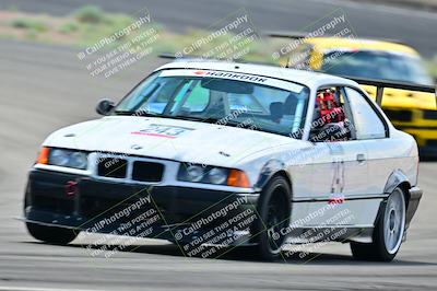 media/May-04-2025-Lucky Dog Racing (Sun) [[21629467aa]]/Turn 4 (10-1045am)/Front/